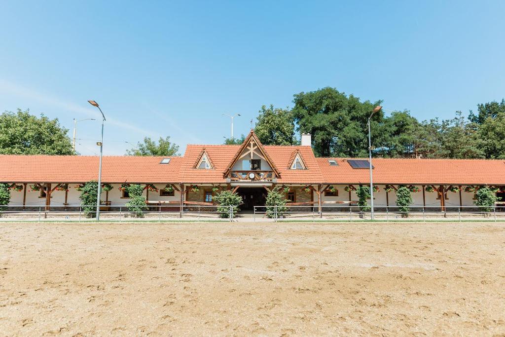 Pension Zwicker Presov Exterior photo